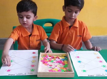 Sorting and matching of similar colours Activity.